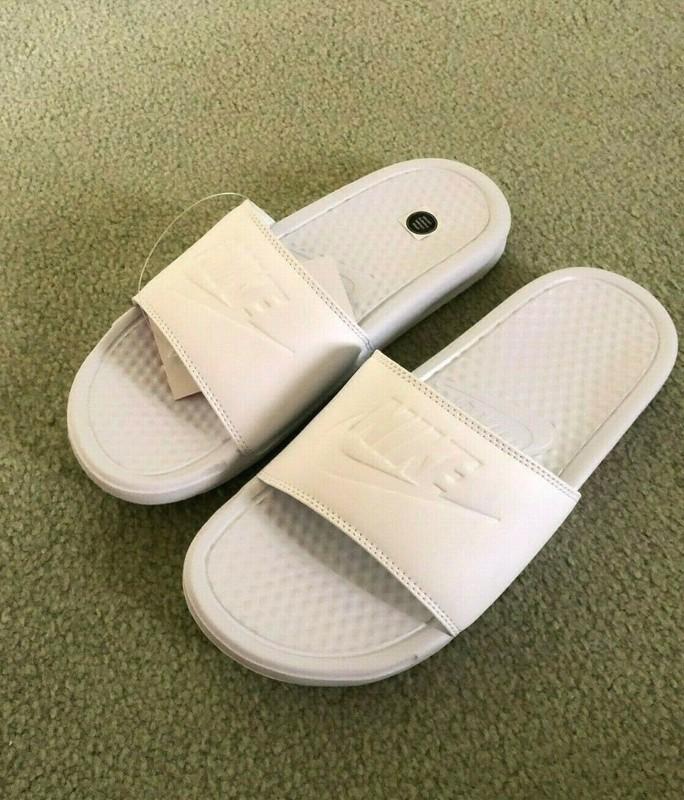 Nike Women's Benassi JDI Slides Sandal Size 6 7 8 Free Shipping