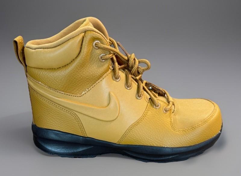 Nike Youth Boy’s Manoa Leather Wheat Black Boots Size 7Y