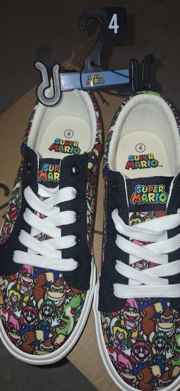 Nintendo Super Mario sneaker shoe size 4 kids boy youth Lace Up NEW low top
