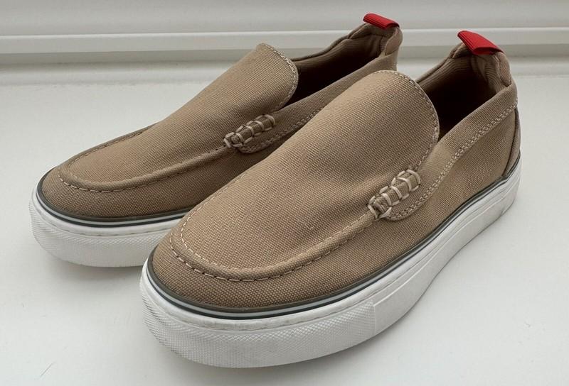 Nordstrom Boys Canvas Slip On Boat Shoe EUC Size 3