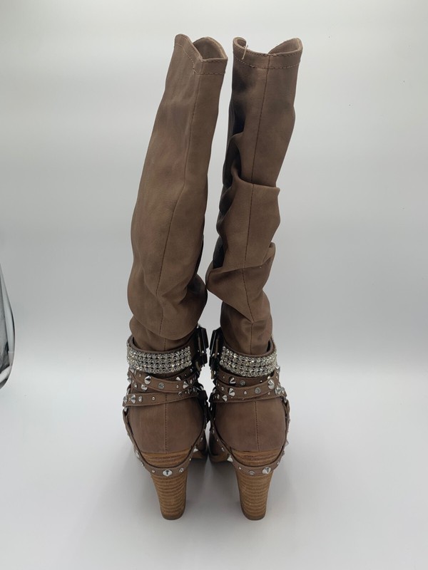 NOT RATED SWAG CHELSEA WOMENS BOOTS CALF HEIGHT NUDE SLOUCH STUDDED 3.5" HEEL