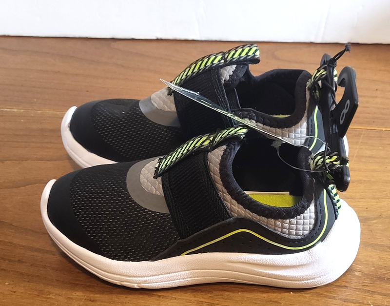 NWT Athletic Works Tennis Shoes Boy Size 8 Easy On Off Black Memory Foam