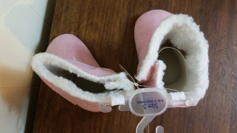 NWT Crawling Stage Wee Kids TM The Kid Specialist Pink Booties 3 ( 6-9 Mos)