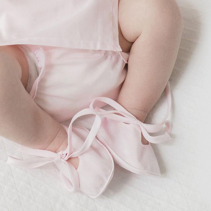 NWT Feltman Brothers Bros Pink Cotton Booties Crib Shoes Girls Preemie Size 00