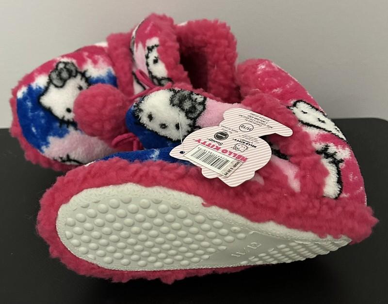 NWT Hello Kitty By Sanrio Pink Plush Bootie Slippers Girls Size 11-12 $30 Tag