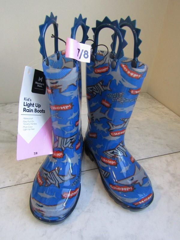 NWT Member's Mark Kids Light-up Shark Blue Rainboots Waterproof Unisex Size 7/8