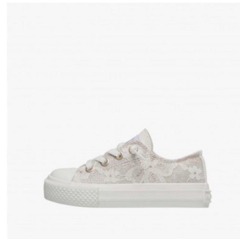 NWT NATURINO AYASY. Fabric Sneakers In White - Size 9.5
