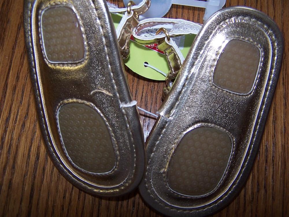 NWT NEW CIRCO GOLD FLIP FLOP STRAPPY SANDALS 3-6 MO