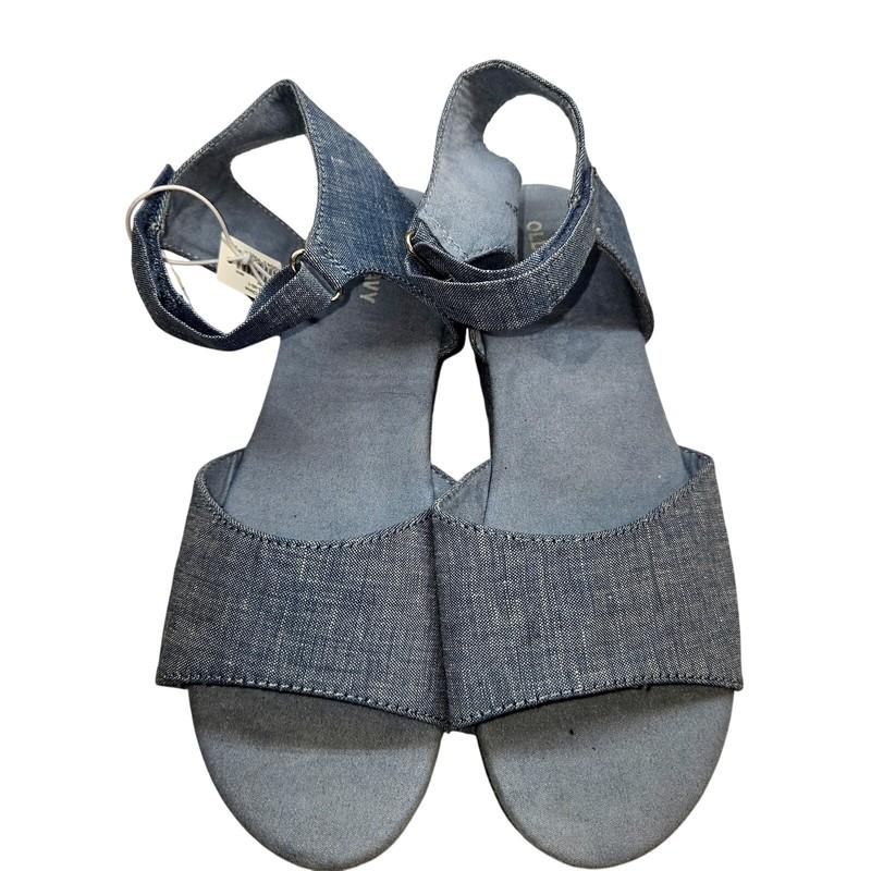 NWT Old Navy 5 Girl's Women's Sandel Shoes Blue Denim New Tags