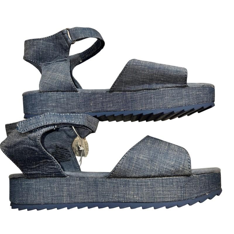 NWT Old Navy 5 Girl's Women's Sandel Shoes Blue Denim New Tags