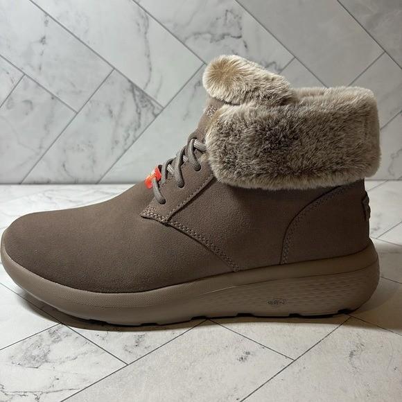 NWT Skechers Womens On The Go City 2 Dark Taupe Suede Faux Fur Ankle Boots 9.5W