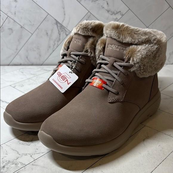 NWT Skechers Womens On The Go City 2 Dark Taupe Suede Faux Fur Ankle Boots 9.5W