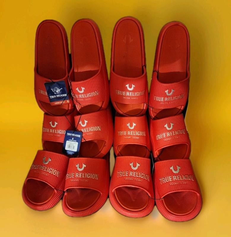 NWT TRUE RELIGION WOMENS SLIDES IN COLORS RED AND PINK SIZE 5
