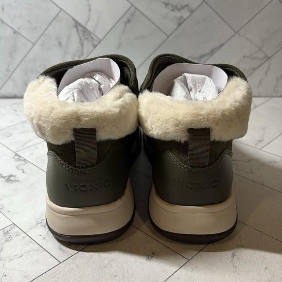 NWT Vionic Womens Norwood Olive Green Suede Faux Fur Zipper Shoes Size 7.5M