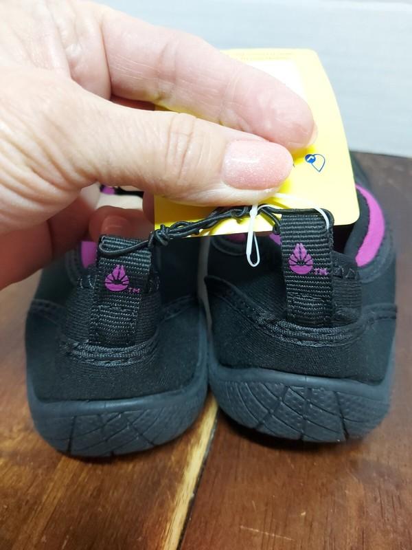 O'Rageous Girls Black & Pink 2D Swim Shoes. Free Shipping