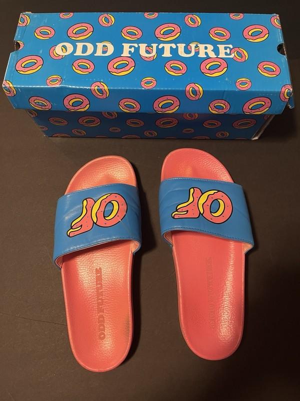 Odd Future Slides Size 10 Men's With Box OF Pink and Blue