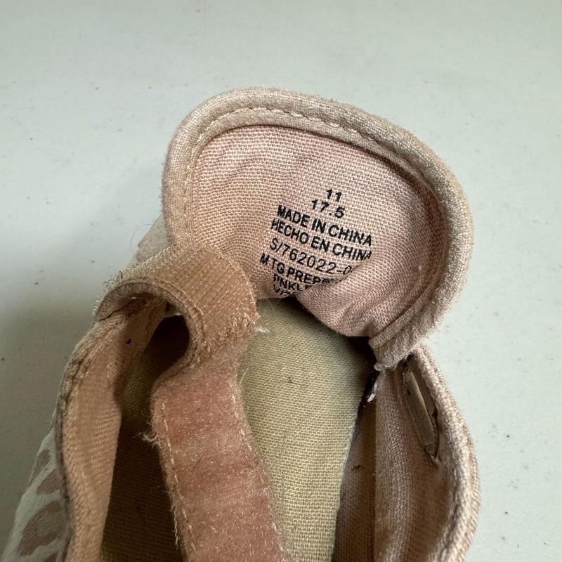 Old Navy Shoes Sneakers Girl's 11 Pink Leopard Heart Play Spring Outdoor