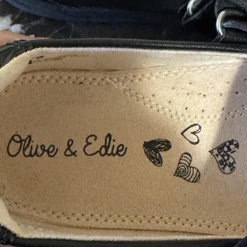 Olive & Edie Francis Mary Jane Flat Shoes Kids Size 3 Black