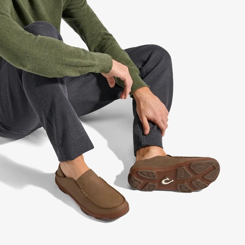 OluKai Moloa Men’s Nubuck Slip-on Loafers Shoes Size 10.5 $140 Ray / Toffee