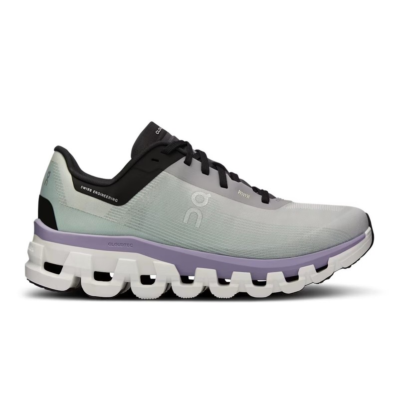 On. Women's Cloudflow 4 Fade Wisteria New With Box - LIMITED DEAL