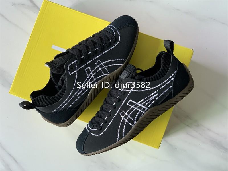 Onitsuka Tiger Sclaw Unisex Classic Casual Shoes Black/White Vintage Sneakers