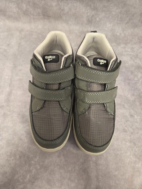 OshKosh B’gosh Olive Green High‑Top Boots Size 12 Toddler/Kids