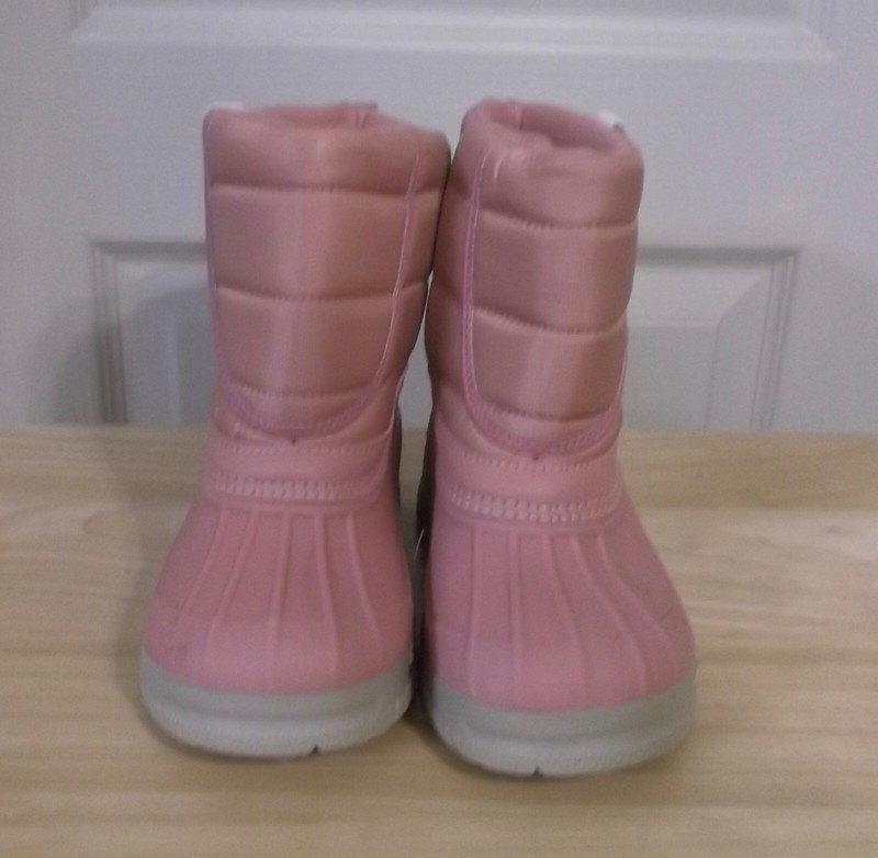 OSHKOSH B'GOSH TODDLER GIRLS SNOW BOOTS - SLIP-ON - SIZE 11 - NEW WITH TAGS