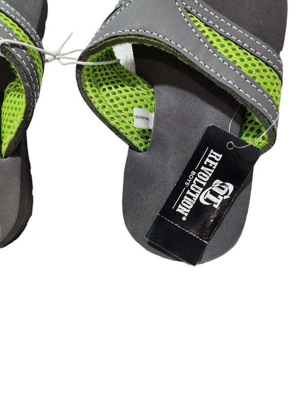 OT REVOLUTION BOYS FLIP FLOPS MEDIUM