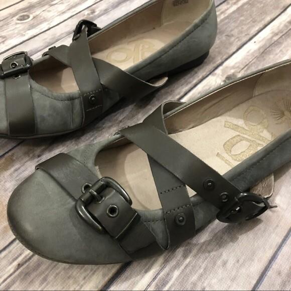 OTBT PARK HILLS MINT GREY SHOES FLATS LEATHER CRISSCROSS STRAPS RUBBER SOLES NIB