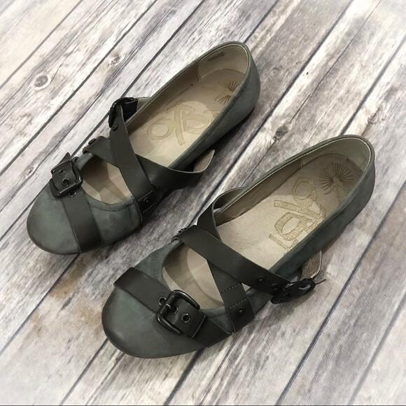 OTBT PARK HILLS MINT GREY SHOES FLATS LEATHER CRISSCROSS STRAPS RUBBER SOLES NIB