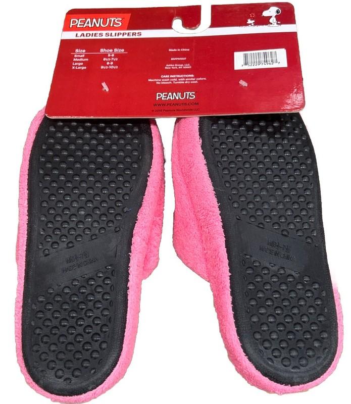 Peanuts Snoopy Charlie Brown Pink Ladies / Women’s Slippers Sz S