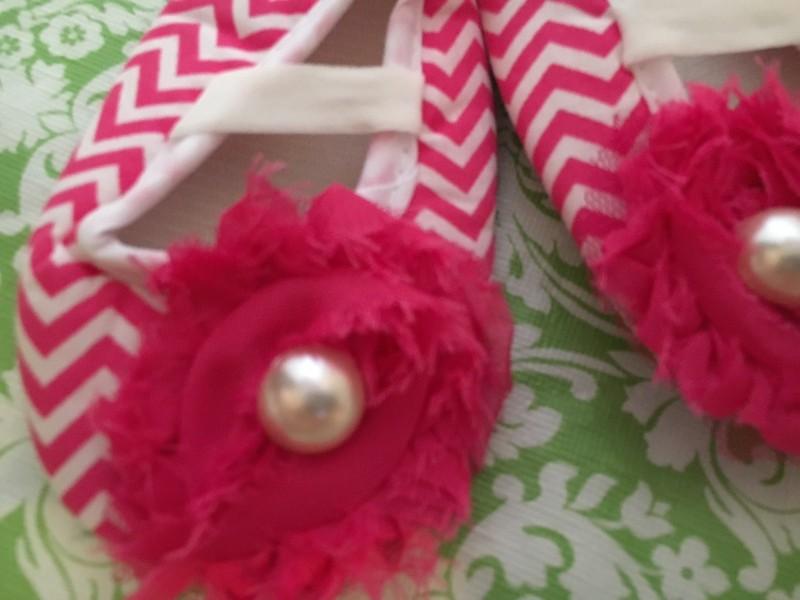 Pink White And Floral Baby Shoes And Headband 6–9 M Rya Bella