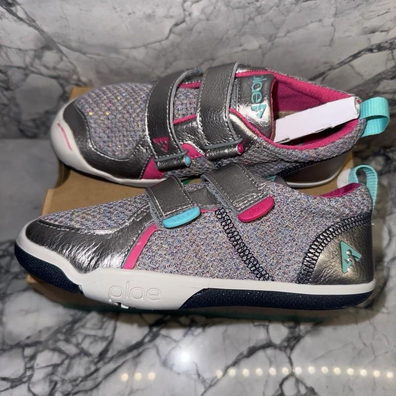 Plae Little Girls Ty Sneakers Leather Silver Pink NEW