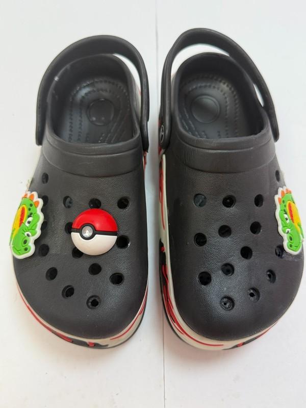 Pokémon Black Slip-On Clogs with Pokéball & Caterpie Charms Kids Size 33