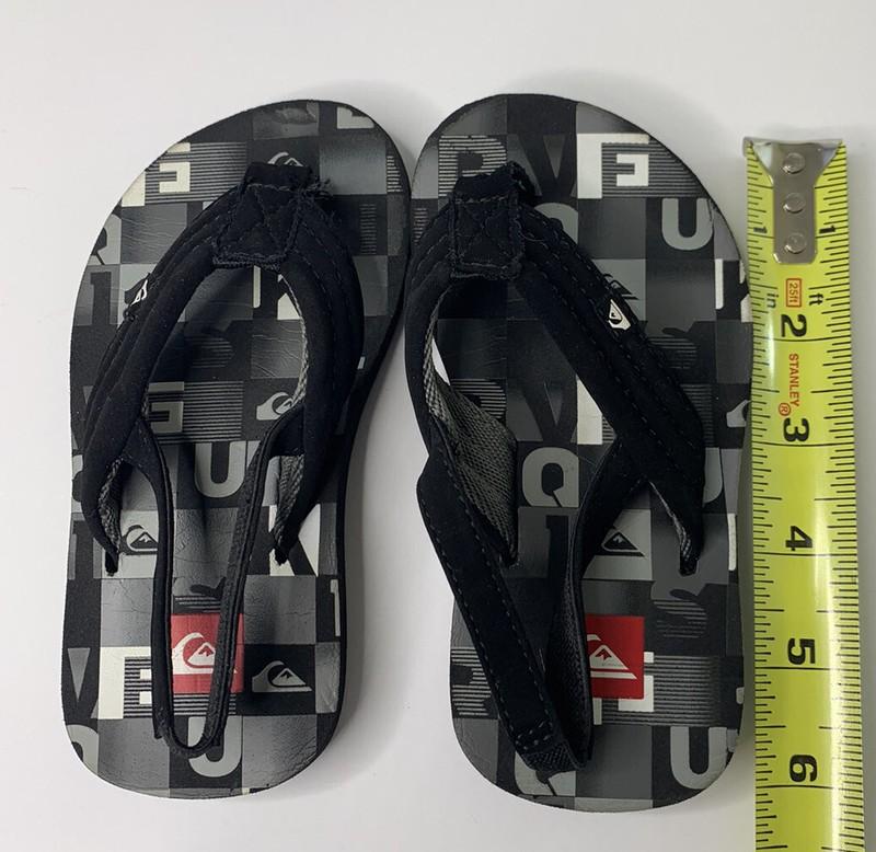 Quiksilver Black Flip Flop Thong Sandals Toddler Size 5 - 6 GUC