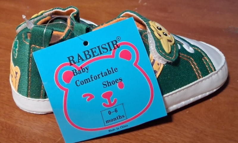 RABEISIR 0-6 MONTHS SLIP ON GIRAFFE SNEAKERS NWT