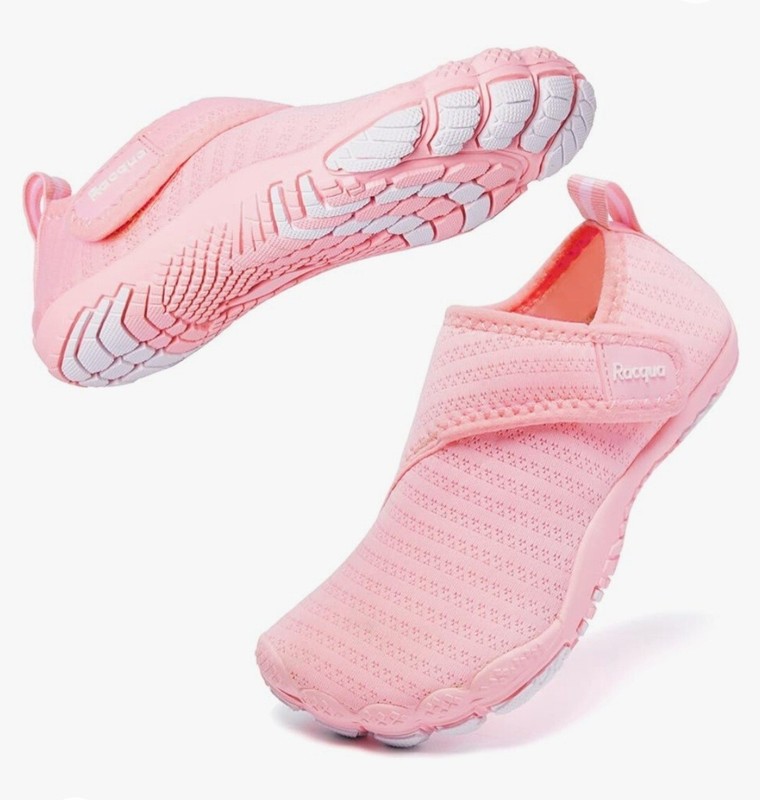 Racque Girls Water Shoes. Quick Dry. Lightweight. Pink. Size 29 (US12)