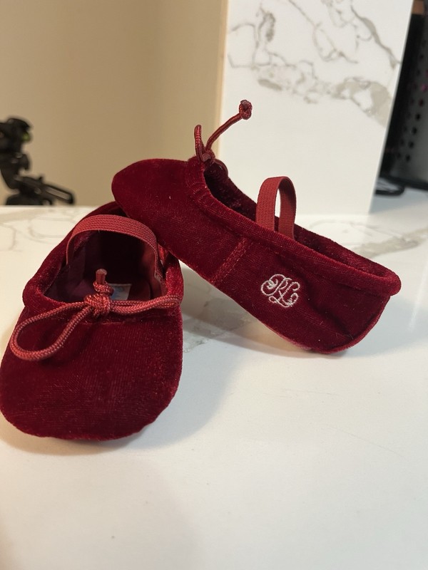 Ralph Lauren Beautiful Perfect Condition Size 4 Burgundy Velor Euro Size19 Cm 13