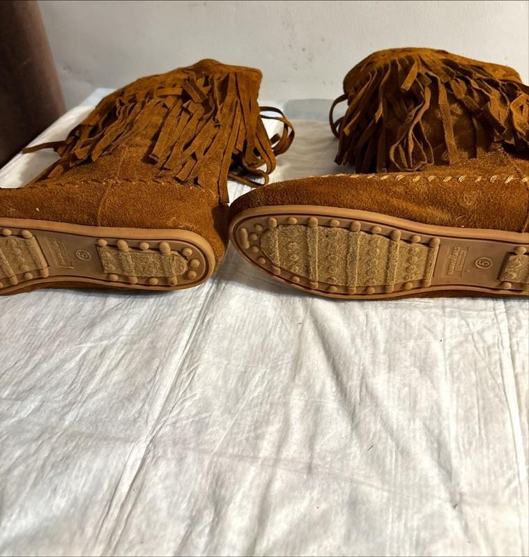 Rampage Girls Bunny Cognac Boots Size 5 Moccasin