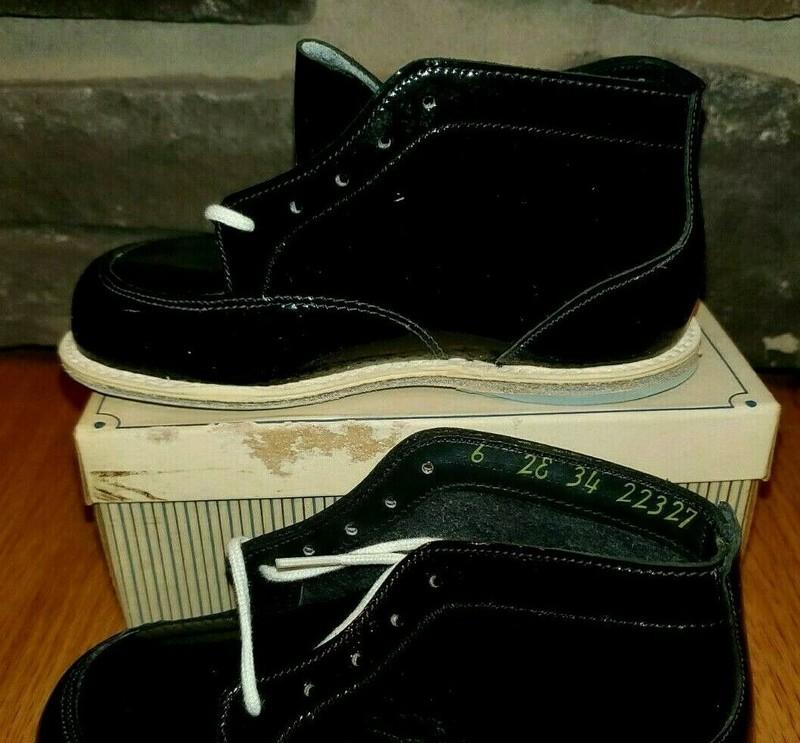 RARE Pussyfoots By Savage Vintage Leather Baby Shoes NEW OLD STOCK