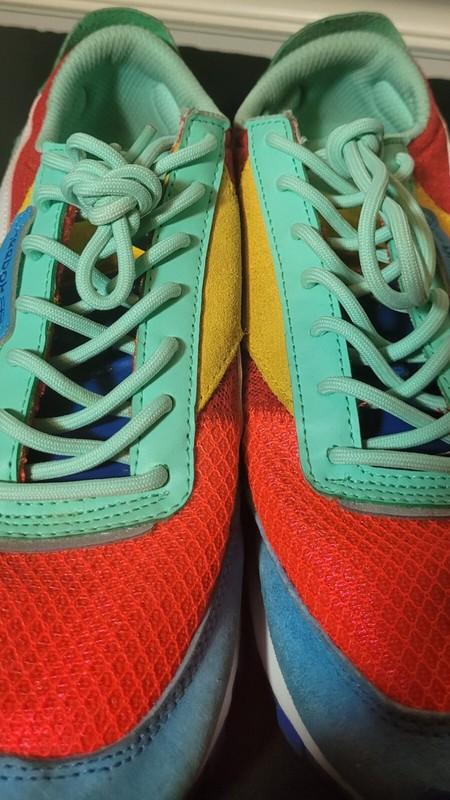 Reebok Boys Classic Legacy GW5904 Multicolor Shoes Sneakers Size 6.5 Preowned