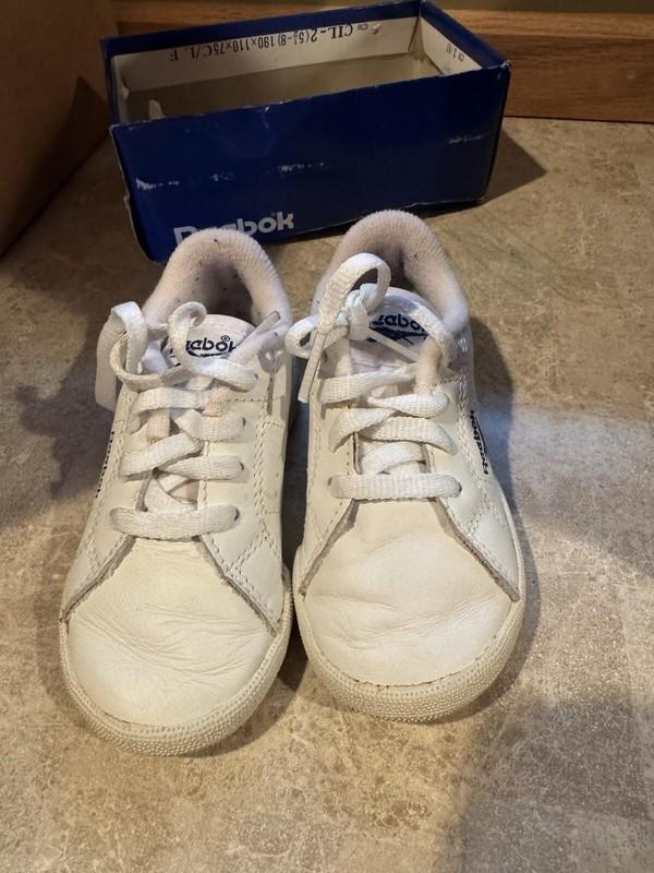 Reebok Newport Classic Insignia Vector Size Us 7 Toddler