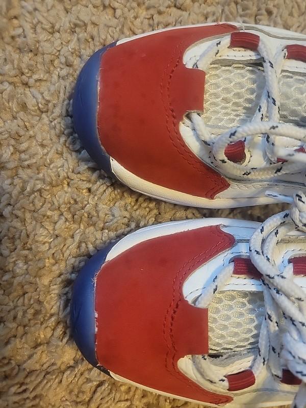 REEBOK QUESTION MID ALLEN IVERSION 13 SHOES SIZE 13 KIDS Youth