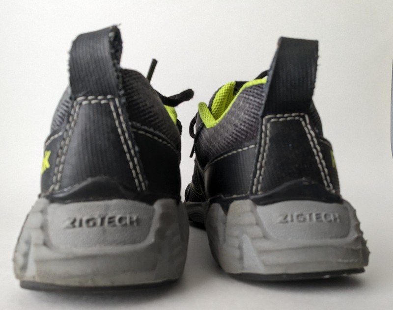 Reebok ZigTech Boys Youth Shoes Size 12.5 Black Gray Neon Green Running Sneakers