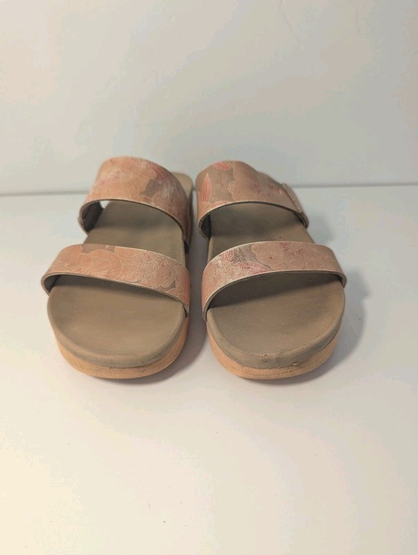 Reef Cushion Vista Sandals Kids Size 4/5 Beach Outdoor Vacation