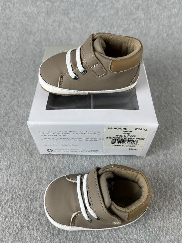 Robeez First Kicks Crib Baby Shoes Size 6-9 Months Sneaker Pull On Comfort