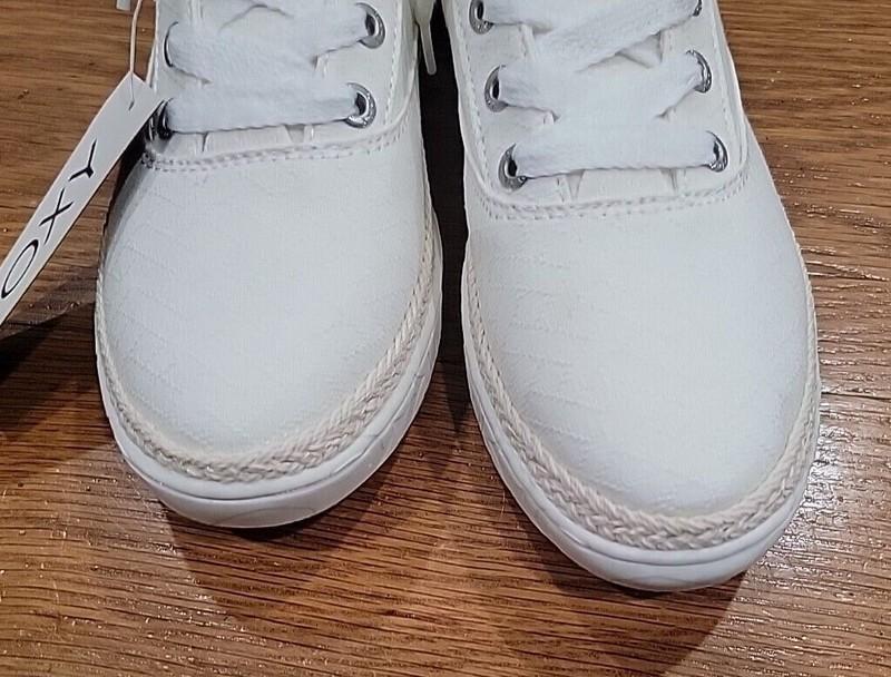 Roxy Shoes Womens Talon Casual Comfort Low Sneakers White Fabric SZ 6 Or 7