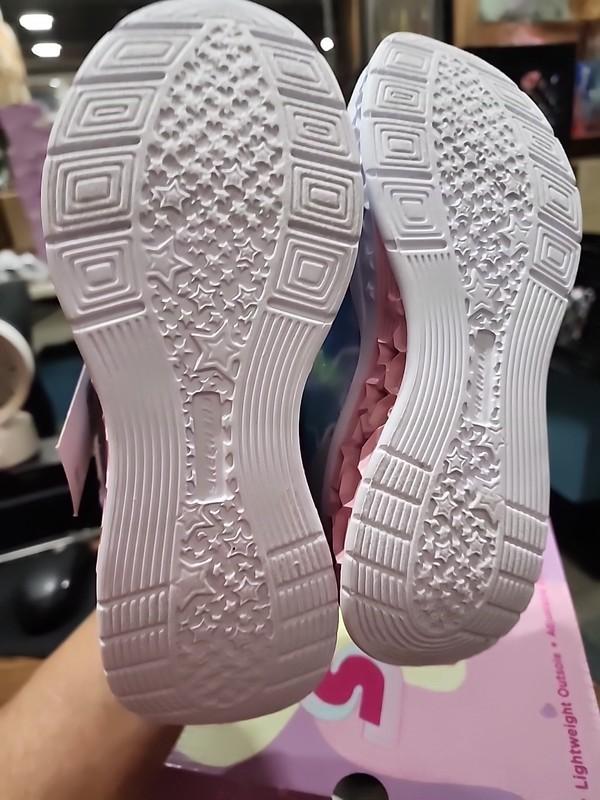 S Sport By Skechers Girls' Bree Sneakers - Silver 2