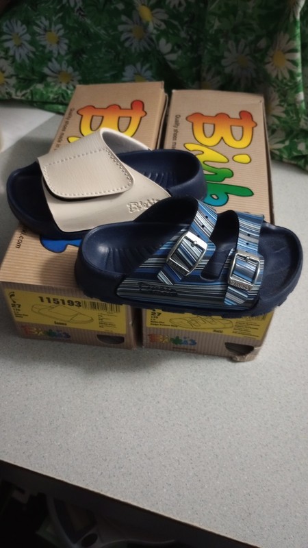 SALE Birkenstock's Birki "2 Pairs" Sandals Child size 9 Euro 27 NEW
