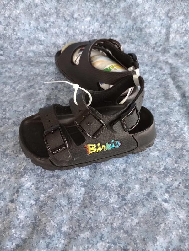 SALE Birkenstock's Birki "Aruba" Sandals Child size 8 Euro 26 NEW